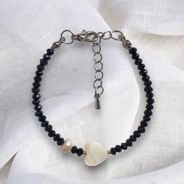 Hematite & Mother-of-Pearl Charm Bracelet - Chic Accessory for Casual Days