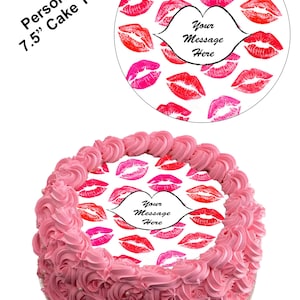 Personalizowana szminka walentynkowa Lips Kiss o średnicy 7,5 cala, jadalna dekoracja na tort z lukru. Spersonalizuj swoje ciasto. Idealna do większych ciast.