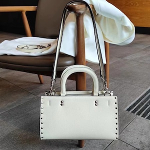 Leather Handbags, Small Women&#39;s Handbag, Minimal Top Handle Bag, Elegant Leather Pouch