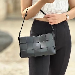 Geflochtene Ledertasche, Leder Unterarmtasche, gewebte Schultertasche, Sommer Damen Handtasche