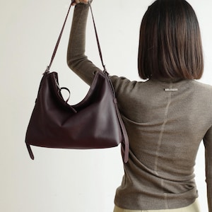 Leather Shoulder Bag, Minimal Women's Underarm Bag, Genuine Leather Hobo Bag, Commuter Bag