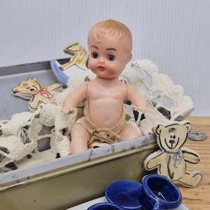 Vintage little 1950s Redbox Baby Doll in Diapers sleepy Blue Eyes & open Mouth Hard Plastic Hong Kong 5&quot; #24