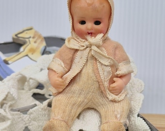 Vintage 1950s Hard Plastic Baby Doll: Movable Limbs, Sleepy Blue Eyes (3.5" Tall)