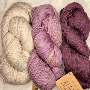 1 Skein of Alegría by Manos del Uruguay - 75Merino-25Nylon - Fingering - 445 yards - 3.53 oz per Skein - You choose Thistle - Mauve - Sand