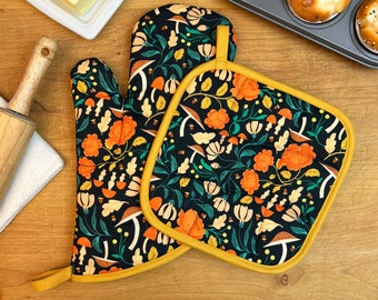 Mushroom Flora Mitt Set