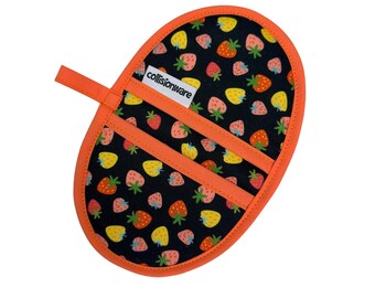Strawberry Daze Mini Pincher Mitt