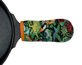 Dinosaurs Cast Iron Skillet Mitt