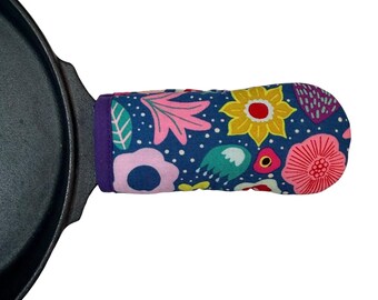 Super Bloom Cast Iron Handle Mitt