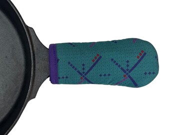 PDX Carpet Cast Iron Skillet Mitt