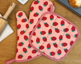 Berrylicious Mitt Set