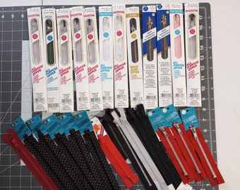 Zippers Lot Destash LOT of 27 All Purpose Metal Jeans and Plastic Fashion Zippers Assorted Colors and Sizes