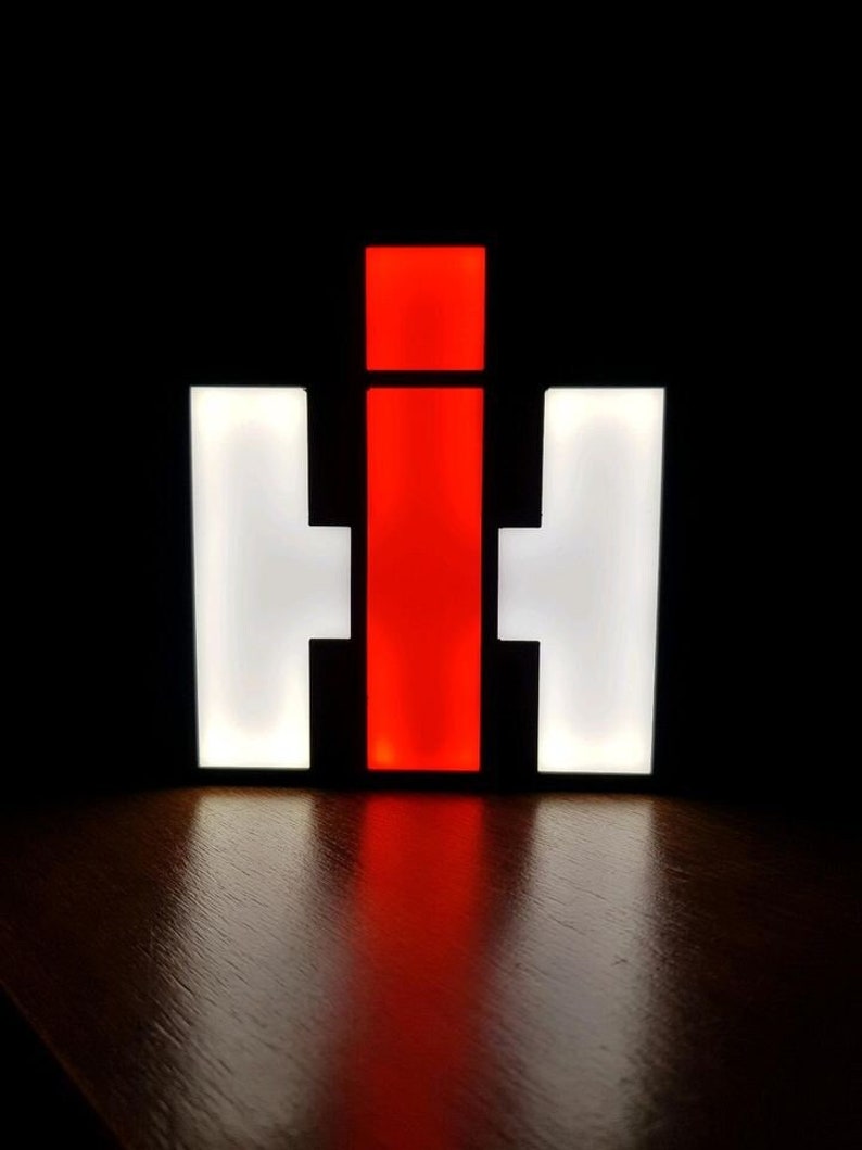 IHC Case IH Logo Lampe Leuchte USB C