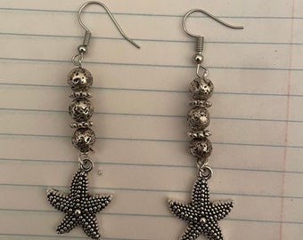 Retro hammered silver Starfish charm w/ beads French wire dangling Earrings