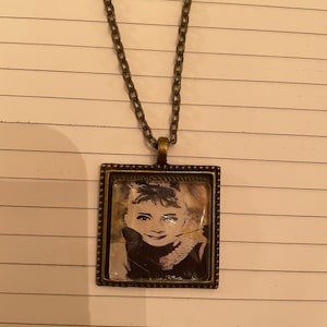 Retro 1950s Audrey Hepburn Breakfast at Tiffany&#39;s Small Square Pendant Necklace