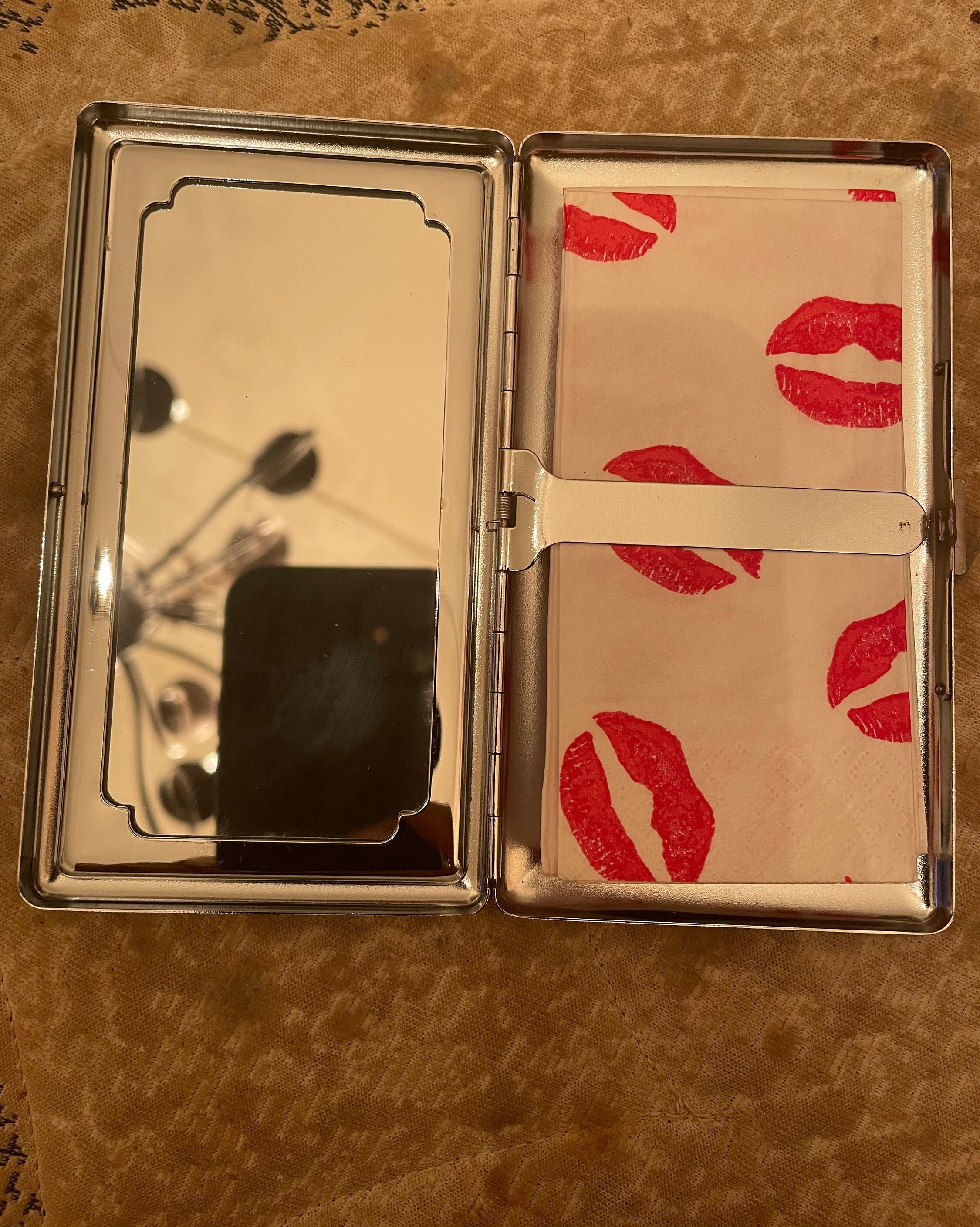 Audrey Hepburn Breakfast at Tiffany's Mirror Compact Tissue