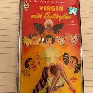 Retro 1940s Virgen con mariposas Soporte para pañuelos de espejo o estuche para tarjeta de crédito comercial de cigarrillos de 2 clips 120s