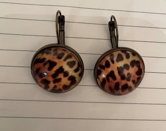 Retro Leopard Cabochon Vintage Brass lever back drop Earrings