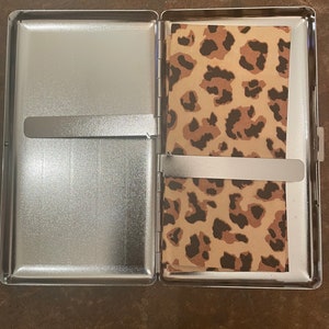 Bronzina Doll-icious Cheetah Mirror Tissues 1-clip or 2-Clip 120s Cigarette Case Business Credit Card Holder image 3