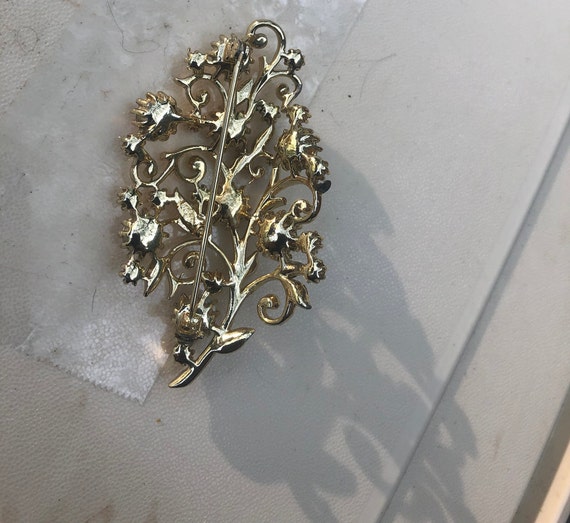 Vintage Pale Topaz Austrian crystal Gold Leaf Vic… - image 2