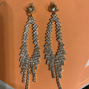 Retro Gatsby Glam Crystal Oval Fringe Dangling Earrings