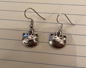 Retro antique silver Kitty Cat french wire dangling Earrings
