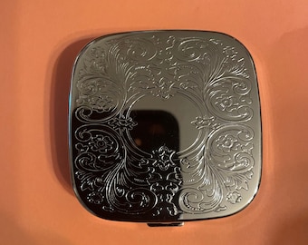 Art Deco Silver Victorian scroll large Pill Box w/ 3 compartments