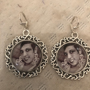 Retro Deco josephine Baker silver Filigree Round Dangle lever back Earrings