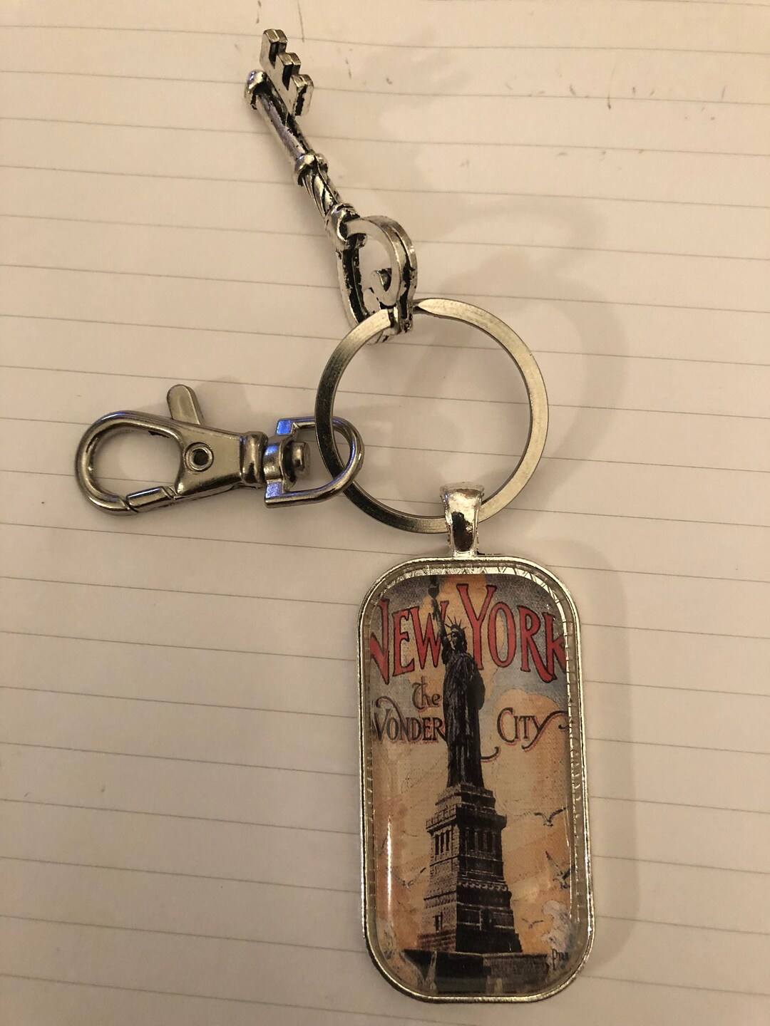 Retro New York the Wonder City Key Chain With Antique Key