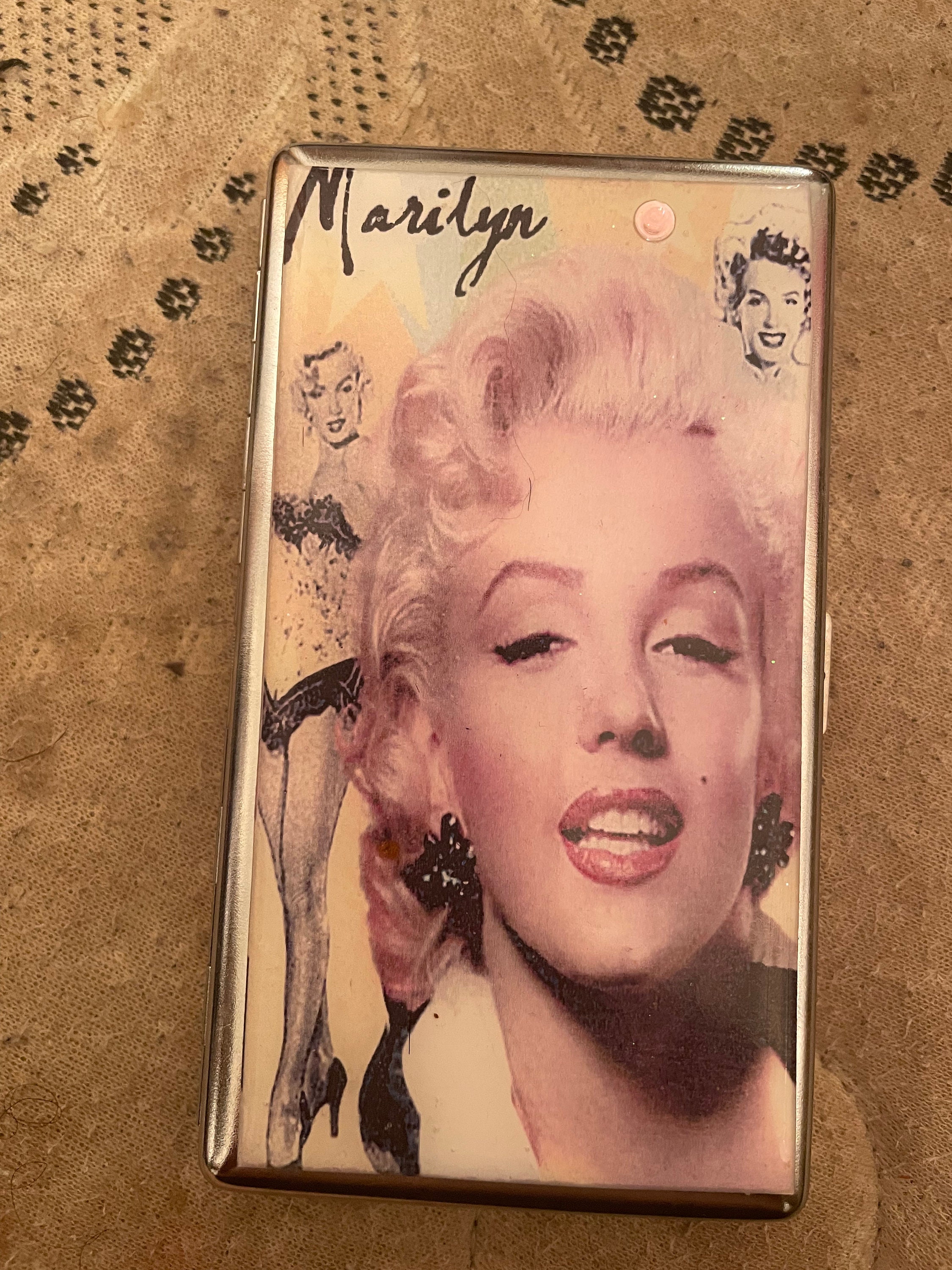 Retro Marilyn Blonde Bombshell Mirror Tissue 120s 1-clip or 2-clip Cigarette  Case Business Credit Card Holder