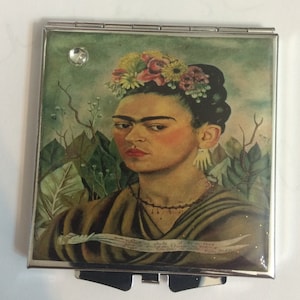 Retro Frida Flowers Square Silver Mirror Compact or Pill box Mint box