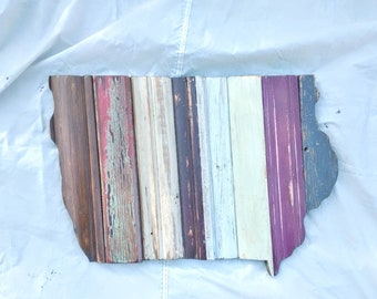 Iowa Wall Art, Des Moines Decor, Wooden State Outline, Hawkeye Decor, Iowa Decor, Rustic Home Decor, Reclaimed Wood Sign, Wooden Iowa Art