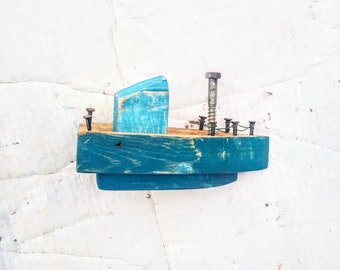 Small Crab boat, Nautical decor, fisherman's gift, ocean inspired art, Chesapeake Decor, rustic fishing boat, boat shelf sitter