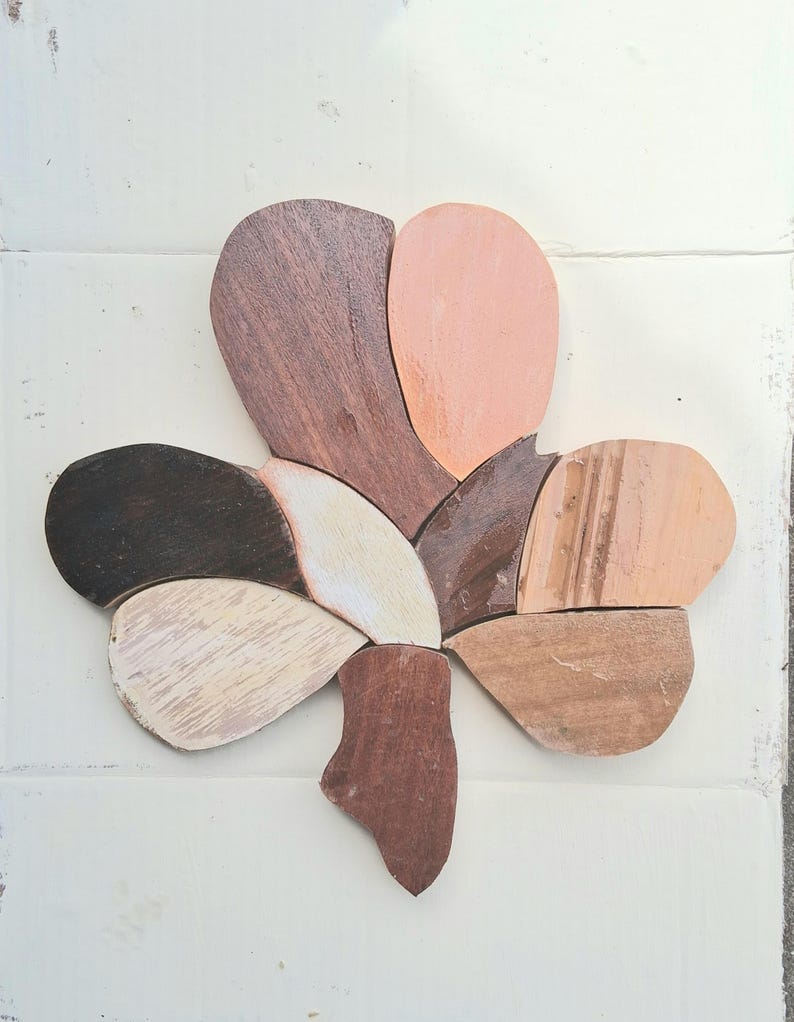 Mosaic Shamrock, Reclaimed Wood Art, Irish Decor, Rustic Wood Decor, Celtic Home Decor, Distressed Wall Art, Shamrock Wall Art Bild 4
