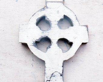 Celtic Cross, Salvaged Wood Wall Cross, Distressed Irish Cross, Rustic Cross, Irish Decor Reclaimed Wood Cross, White Cross Distressed Cross