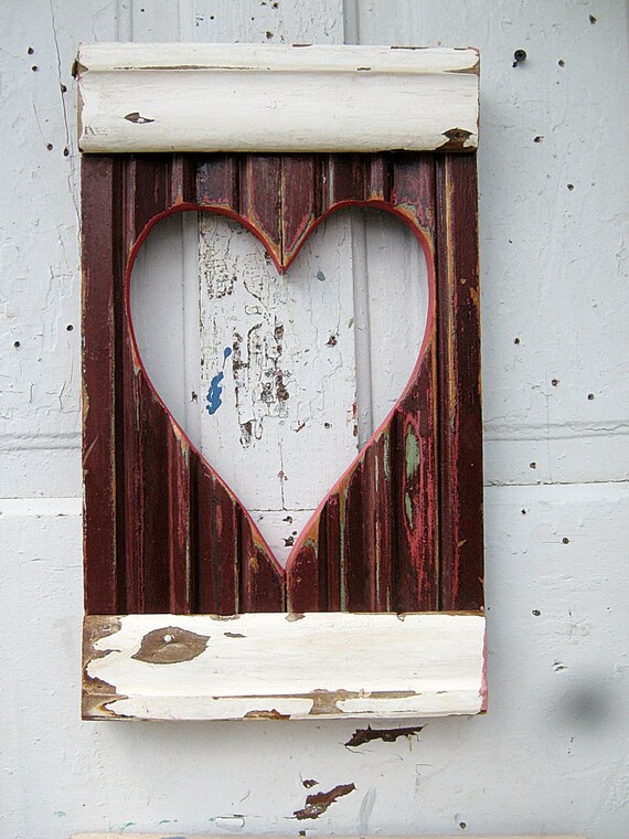 Items similar to Reclaimed Wood Wall Heart, Recycled Wood Art, Barn Red