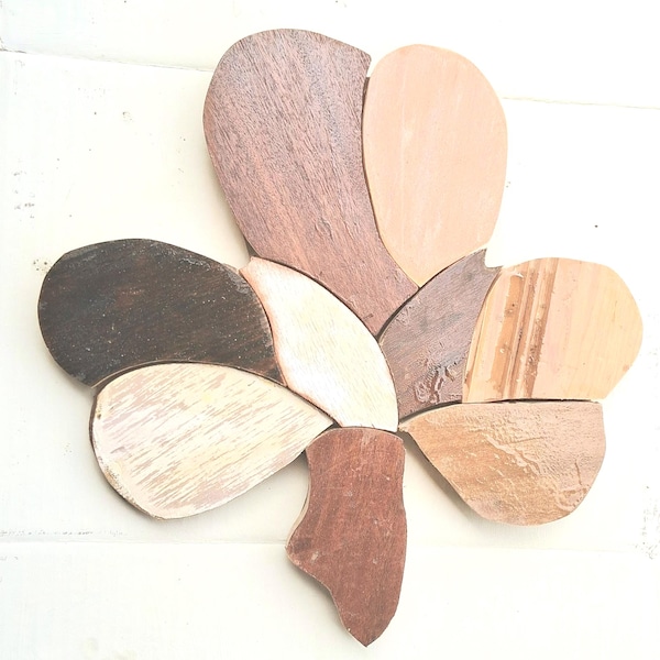 Mosaic Shamrock, Reclaimed Wood Art, Irish Decor, Rustic Wood Decor, Celtic Home Decor, Distressed Wall Art, Shamrock Wall Art