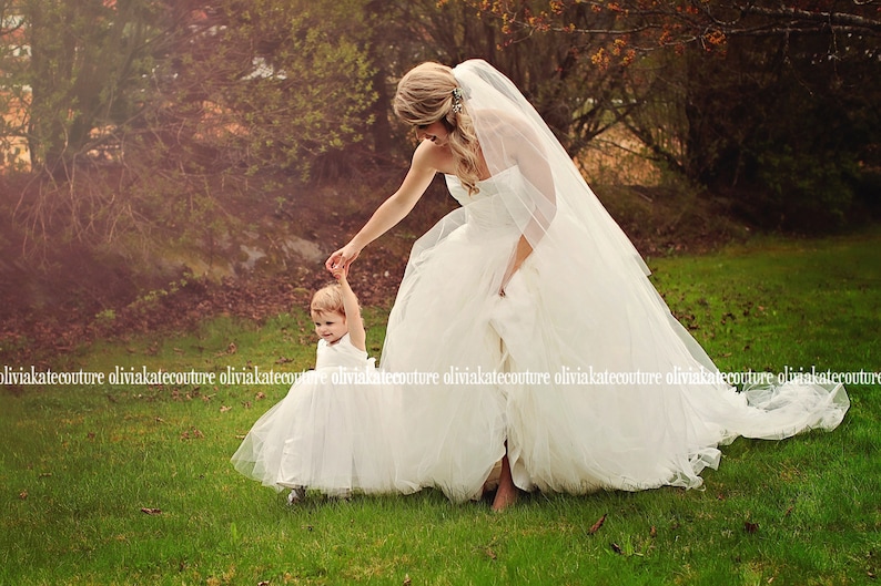 Blumenmädchen Kleid Elfenbein Tüll Baby Kleinkind Kleider Prinzessin Tutu Kleid Mädchen Kleider Weißes Tüll Blumen Mädchen Kleid Hochzeiten Bild 3