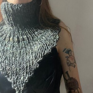 The Winter Armor Cowl Knitting Pattern