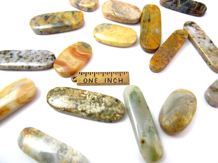 Polished Snow Jasper Oval Beads Mix (6X) (NS507) from EpochBeads on