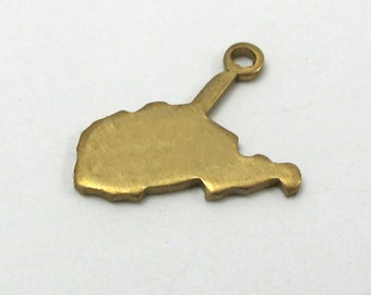 Blank - Tiny Raw Brass West Virginia State Charms (6X) (A447-1)