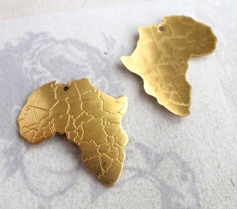 Brass Africa Pendants 4x M779-A image 5