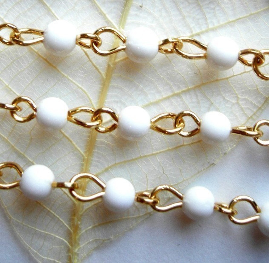 Vintage White Plastic Beaded Chain 3 Feet C596 Etsy