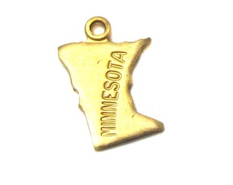 Engraved - Tiny Raw Brass Minnesota State Charms (6X) (A422-A)