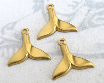 Brass Whale Tail Charms (8X) (M736)