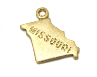 ENGRAVED - Tiny Raw Brass Missouri State Charms (6X) (A424-A)