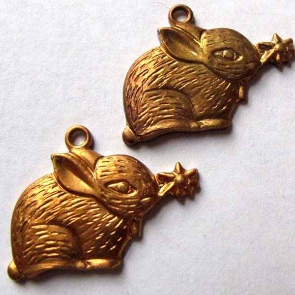 LAST Set - Vintage Raw Brass Bunny Rabbit Charms (4X) (M635)