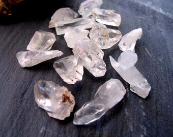 Natural Pointed Quartz Pieces (8X) (NS518)