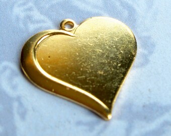 Brass Engraving Heart Charms (8X) (M791)