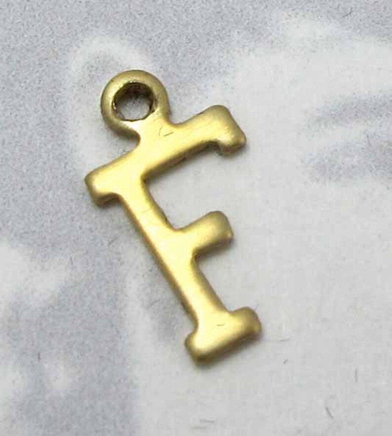 Raw Brass Letter F Charms 10X A505 image 1