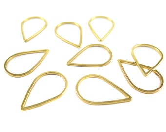 Small Gold Plated Teardrop Shape Wire Charms (10x) (K225-C)
